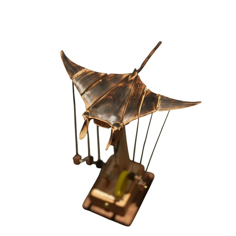 Manta figurines
