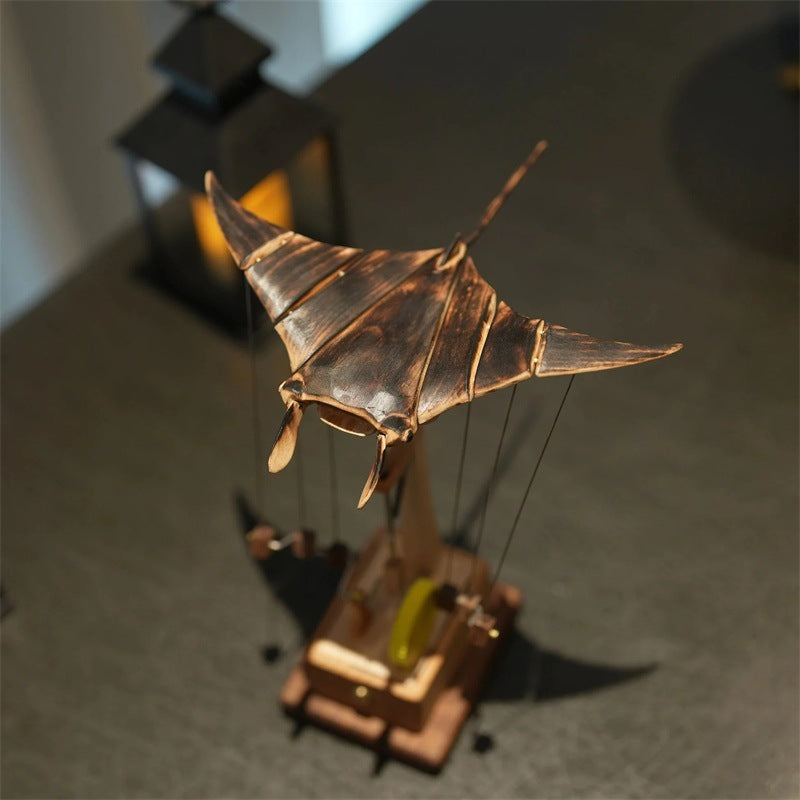 Manta figurines